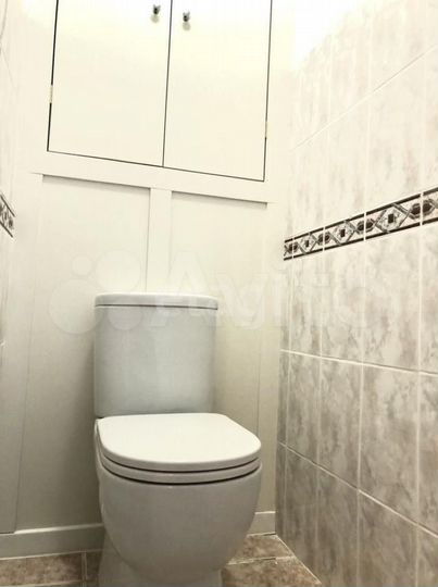 2-к. квартира, 55 м², 1/3 эт.