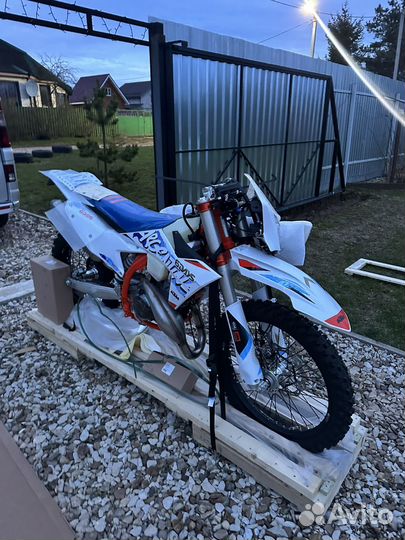 KTM EXC 300 TBI SIX days