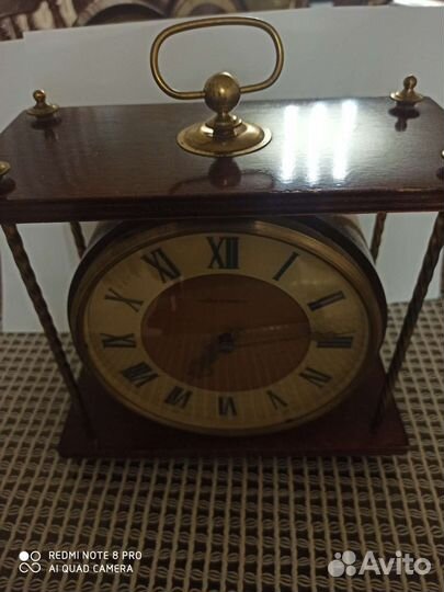 Настольные часы