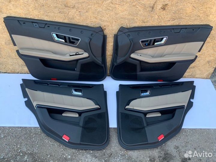 Дверные карты Mercedes-Benz E W212 3.5 2010