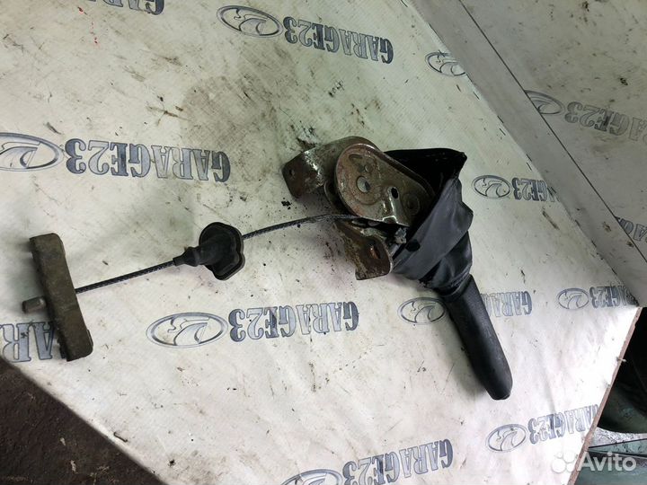 Рычаг стояночного тормоза ford mondeo 1