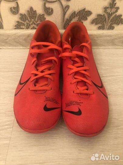 Продаю бутсы Nike, размер 42