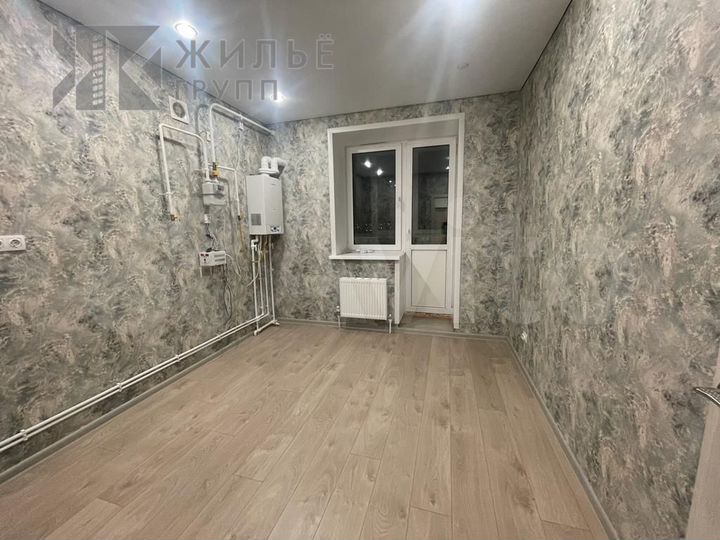 2-к. квартира, 67,5 м², 2/4 эт.