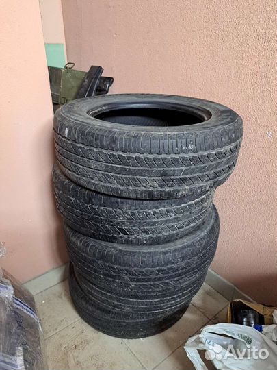 Toyo Open Country U/T 215/65 R16 98H