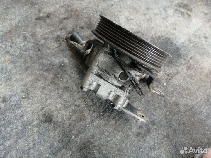 Гидроусилитель Nissan Serena C24 QR20