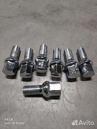Колесные болты 14х1, 5 HD L24/49 хром ключ 17