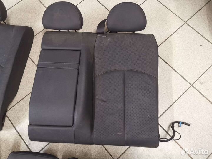 Комплект сидений Mercedes w211