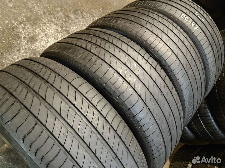 Michelin Primacy 4 235/50 R19