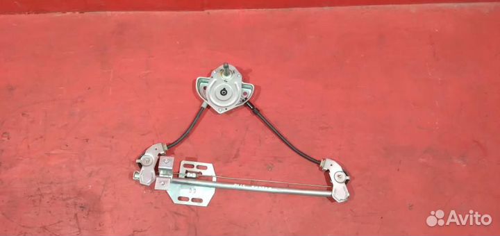 Калина стеклоподъемник задний правый механический