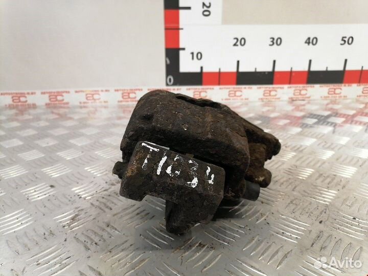 Суппорт передний правый для Chrysler Voyager 4