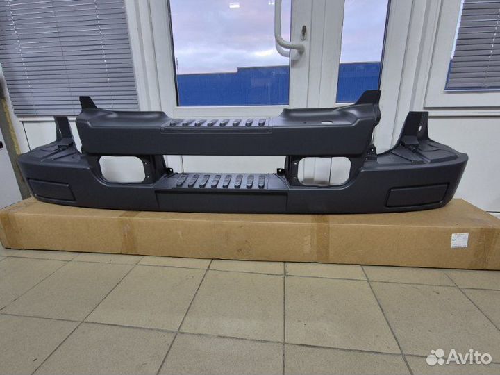 Бампер передний Renault Midlum