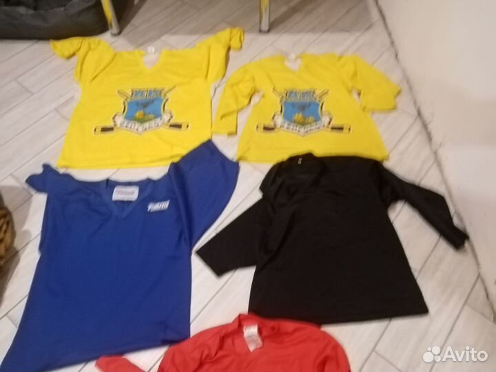 Майки хоккейные детские 3-4 шт. синяя, желтая, кра