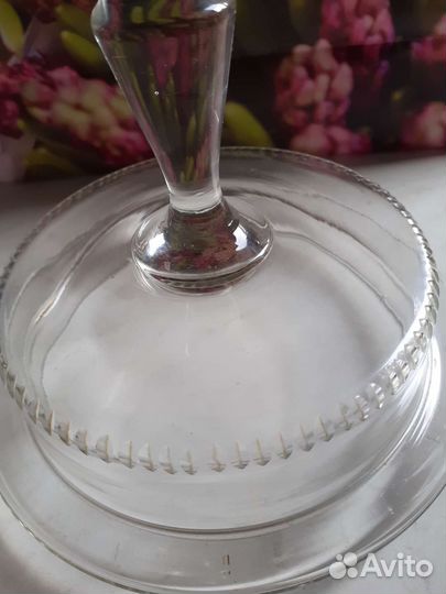 Старинные вазы для сахара, варенья на ножке