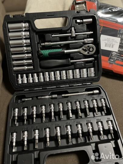 Набор инструментов автомобильный 53 предмета