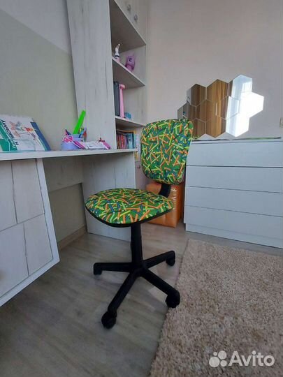 Компьютерное кресло