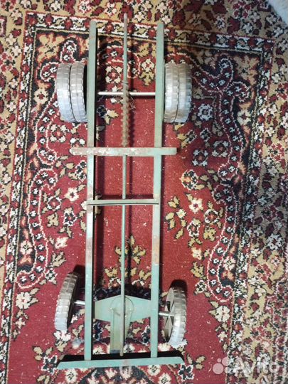 Игрушки машинок большие СССР