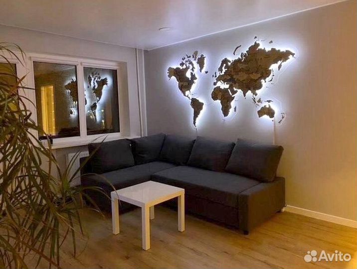 Деревянная карта мира