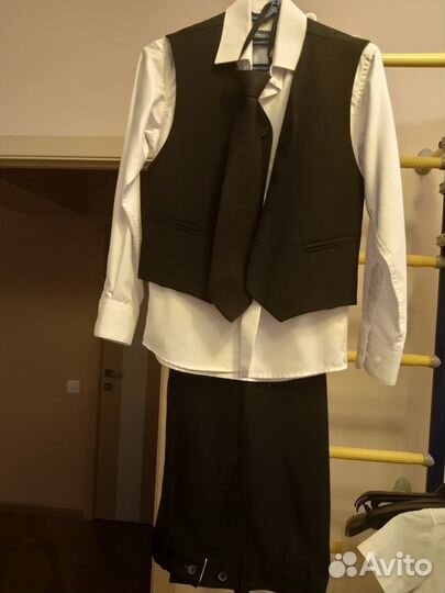 Костюм классический на выпускной