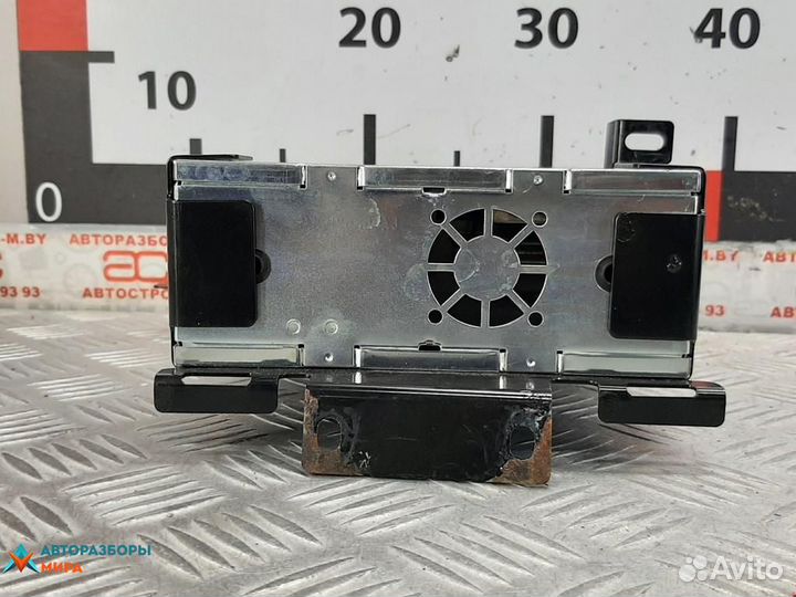 Усилитель музыкальный Land Rover Range Rover 2