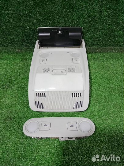 Плафон освещения салона Audi A4 B8 cdhb (1.8T)