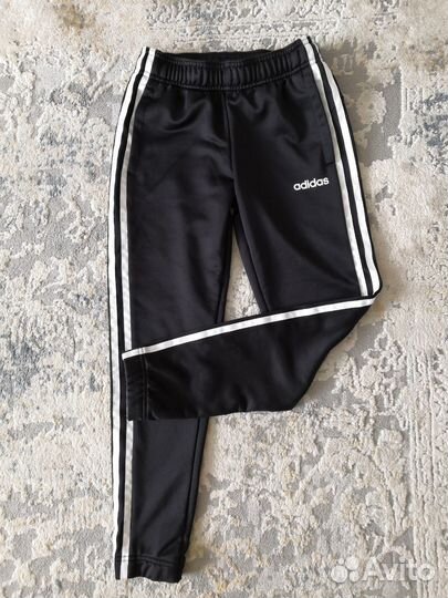 Спорт костюм адидас 134-140
