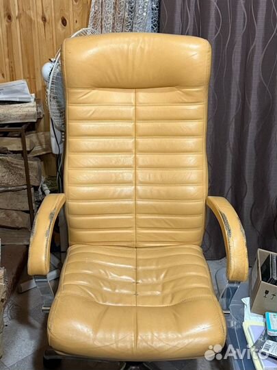 Компьютерное кресло