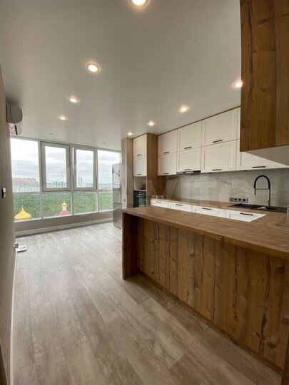 2-к. квартира, 75 м², 15/18 эт.