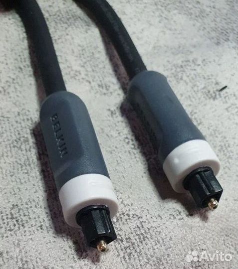 Цифровой оптический аудиокабель Belkin 2m