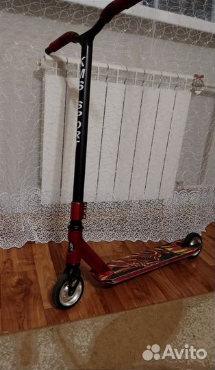 Трюковой самокат