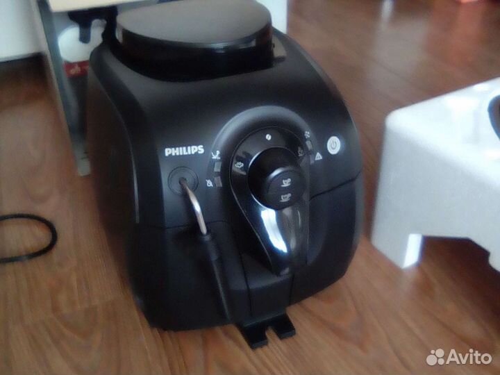 Кофемашина Philips Saeco HD8649