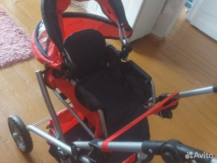 Коляска для кукол