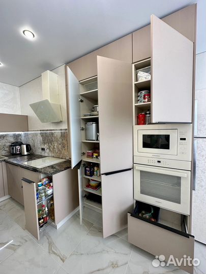 Угловая кухня на заказ. Производство