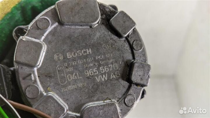 04L965567B Насос антифриза дополнительный Volkswa