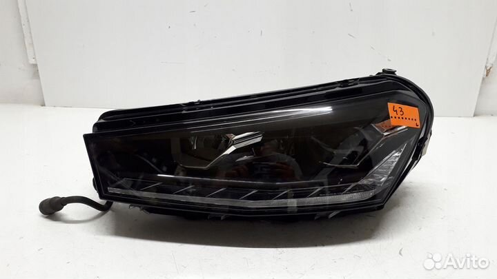 Skoda fabia 4 IV 21 фара передняя левая