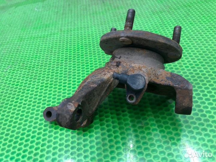 Кулак поворотный передний правый Kia Cerato седан