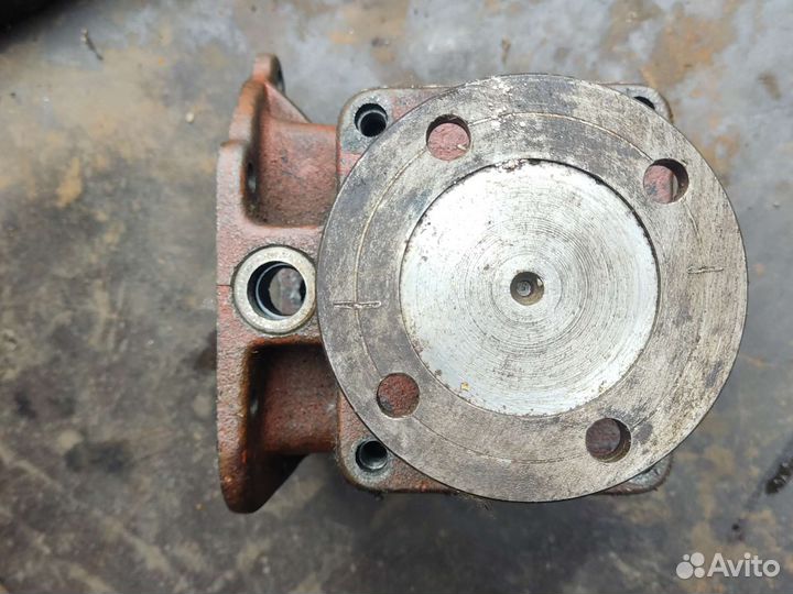 Ком (корпус)