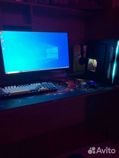 Игровая механическая клавиатура