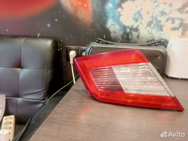 Задний левый фонарь на Mitsubishi Galant - 9 покол