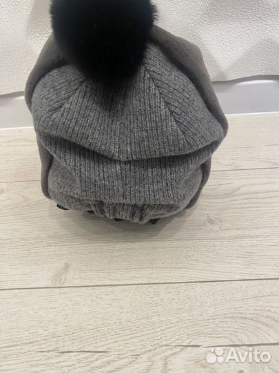 Шапка зимняя женская