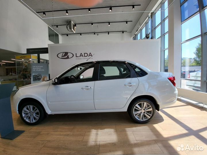 LADA Granta 1.6 МТ, 2023