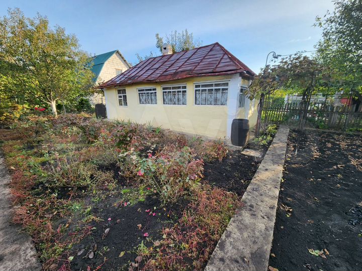 Дача 25 м² на участке 6 сот.