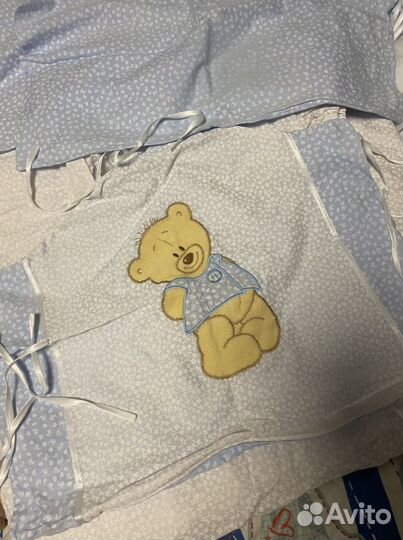 Полный комплект в детскую кроватку