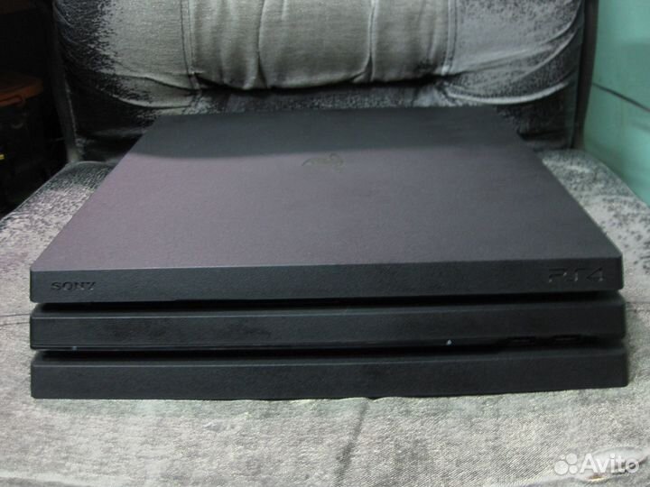 Sony ps4 pro 1 Tb