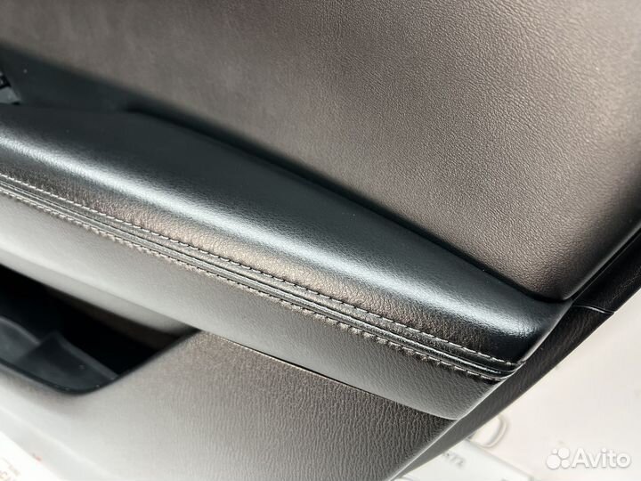 Обшивка двери передняя правая Mazda 6 GL 2019-2024