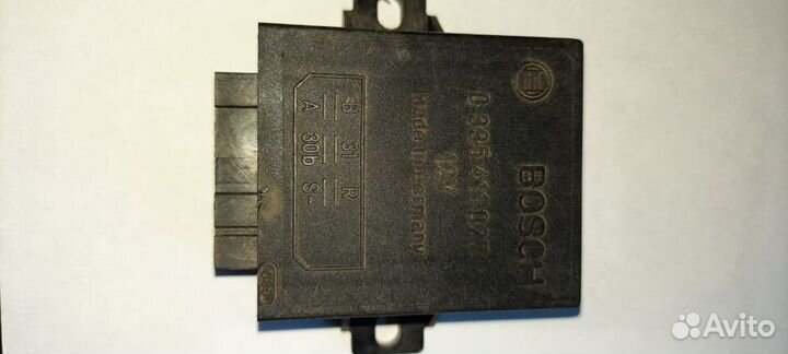 Аварийное реле Bosch 0335411027 на Ауди 80/90/100