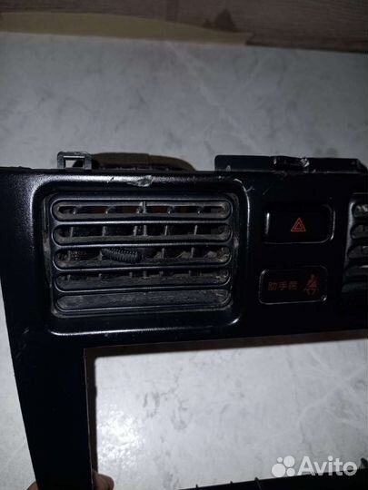 Рамка под магнитолу