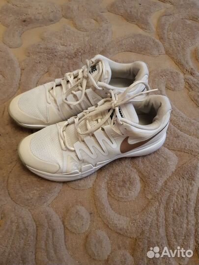 Женские кроссовки Nike zoom