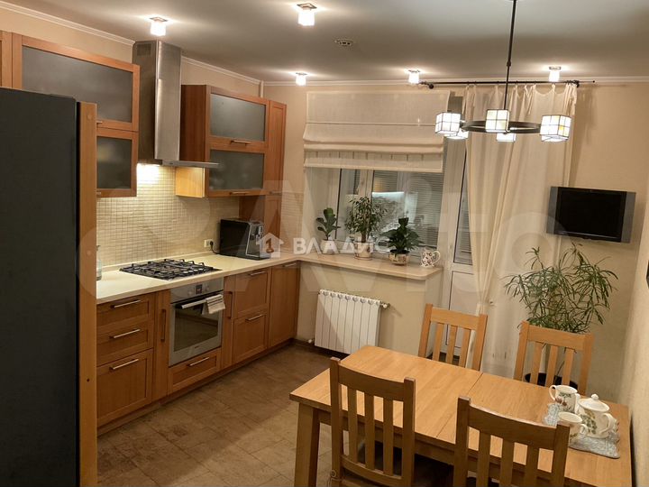 3-к. квартира, 150,1 м², 2/7 эт.