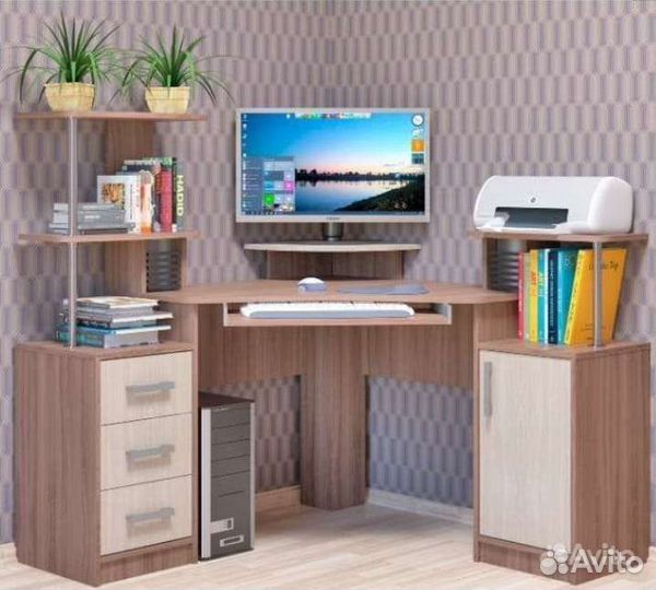 Стол письменный, компьютерный с ящиками и полками