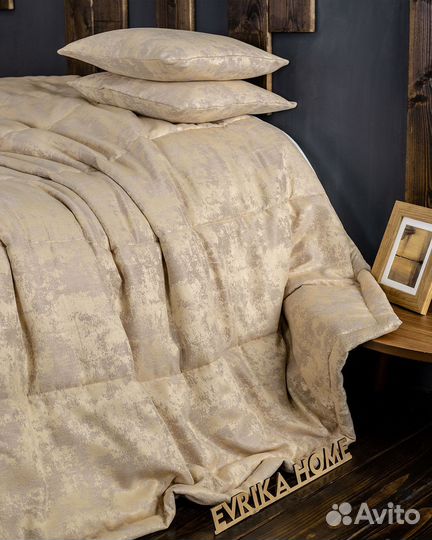 Покрывало Зарина золото новое плед на кровать